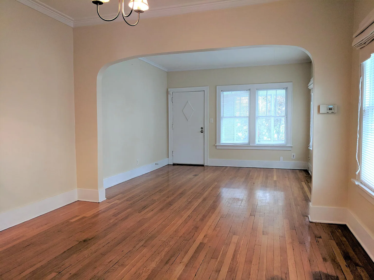 4228 Mayberry St - Photo 5 of 15