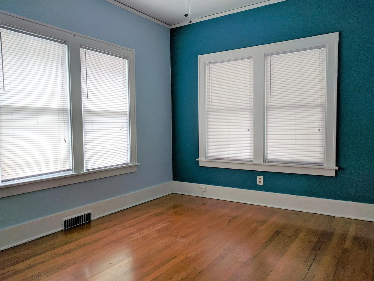 4228 Mayberry St - Photo 7 of 15