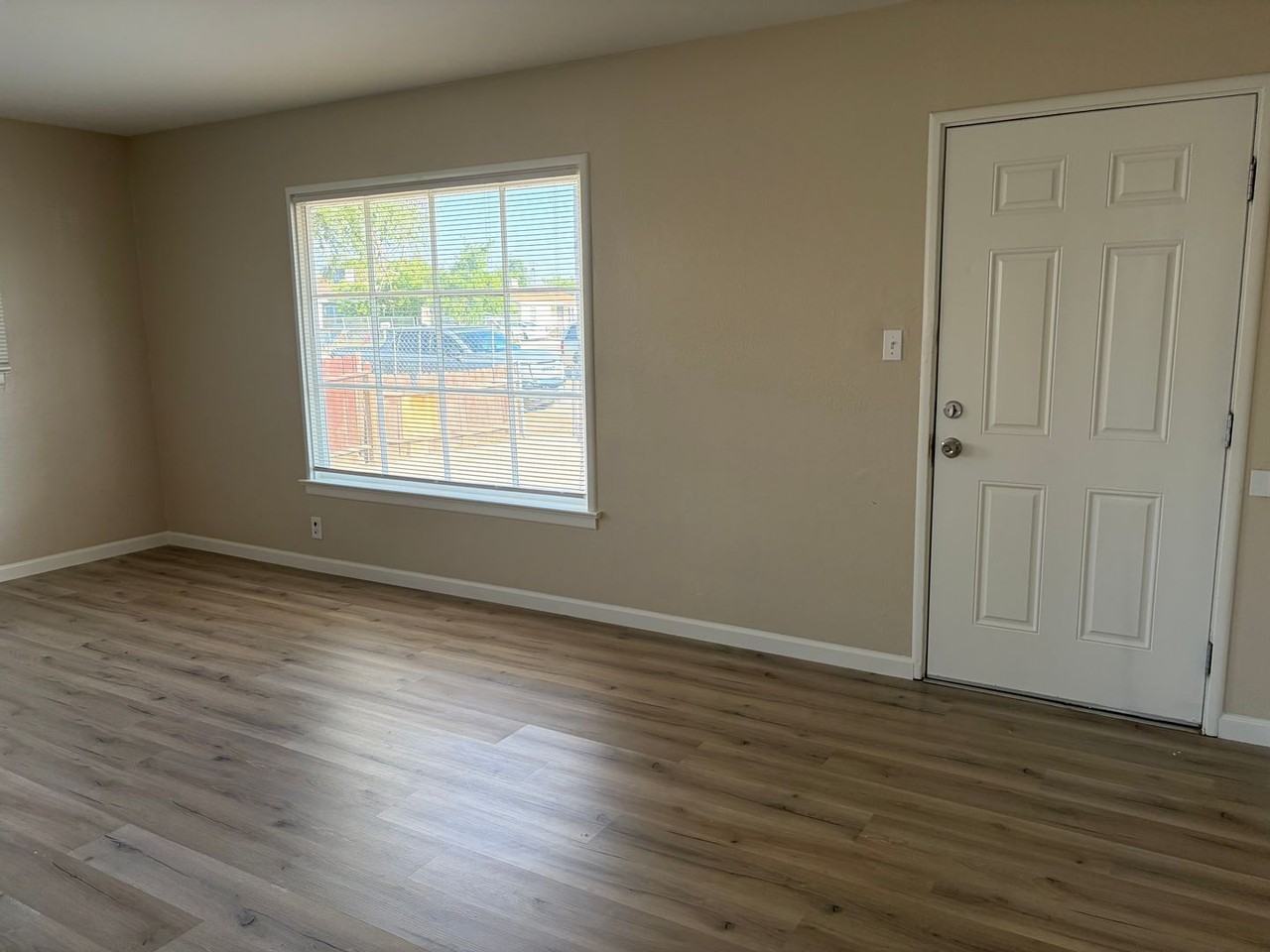 706 Huskey Dr - Photo 7 of 21