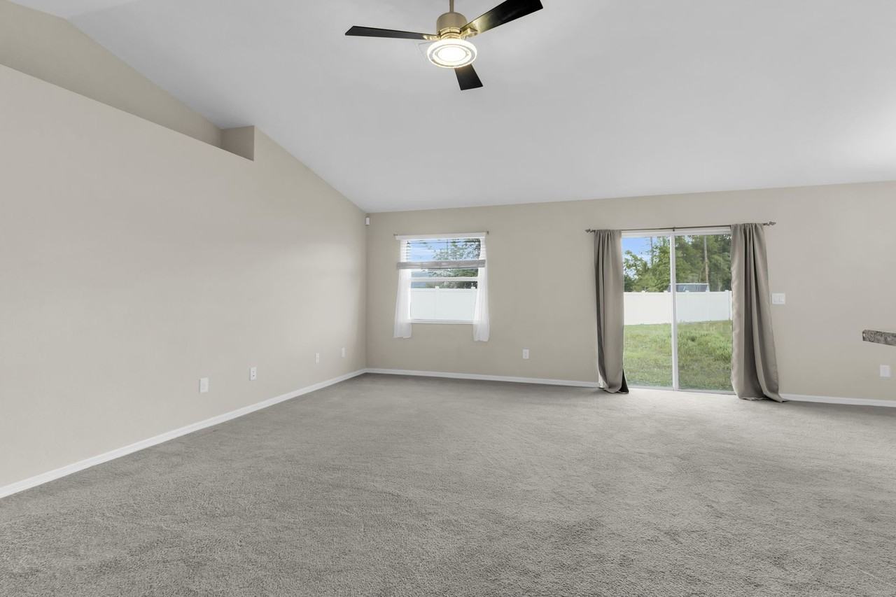 11302 Sw 62nd Cir - Photo 4 of 30