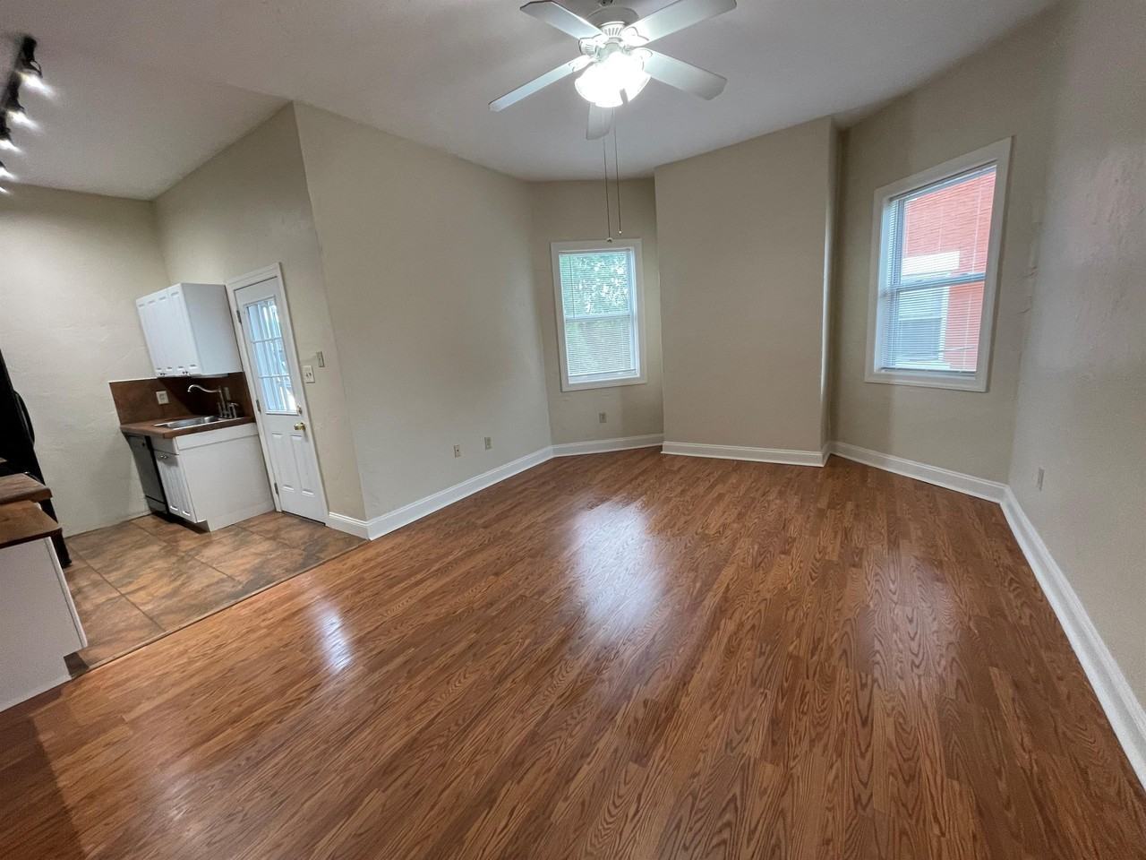 6727 Thomas Blvd #2
