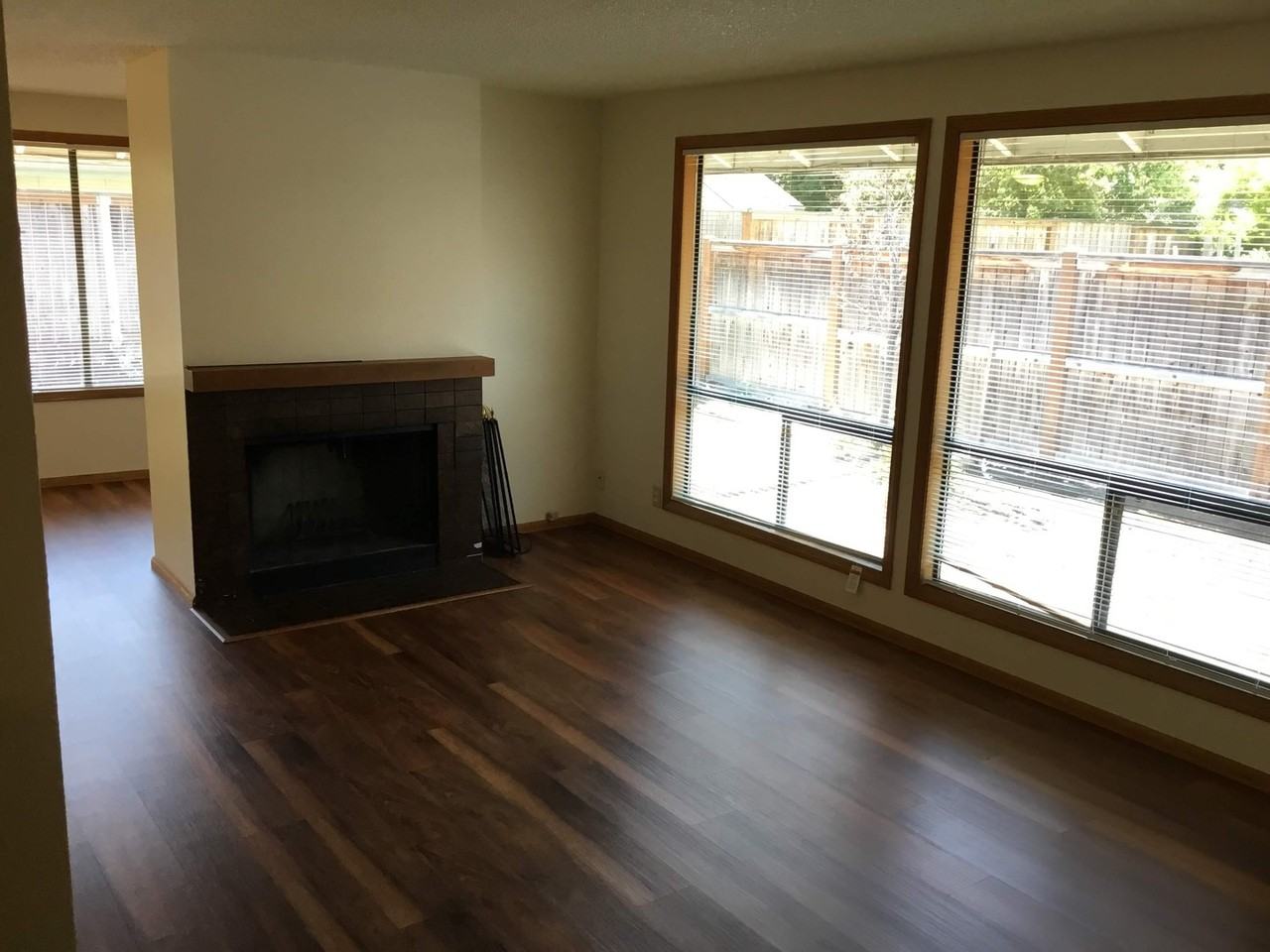 1740 Balboa St - Photo 5 of 17
