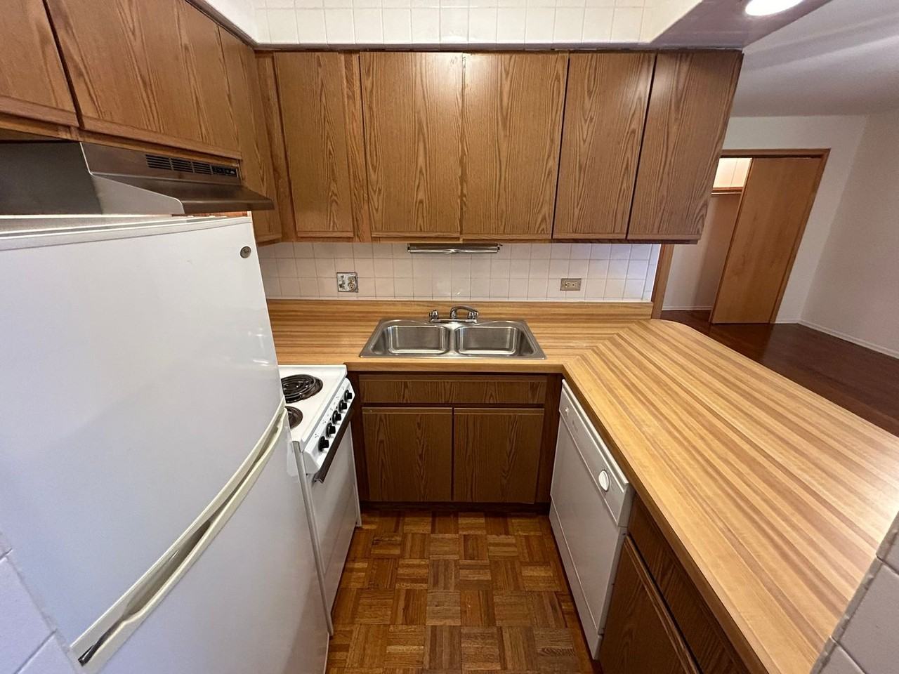 531 W. Deming - Photo 2 of 24