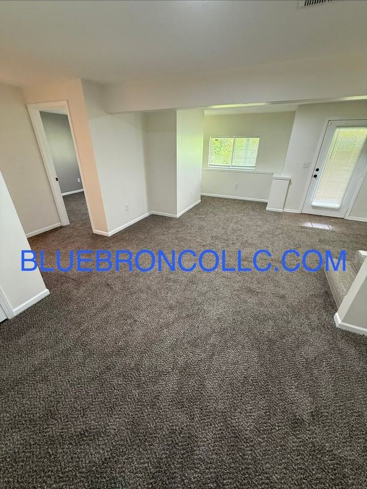 10408 E 45th Ter - Photo 7 of 10