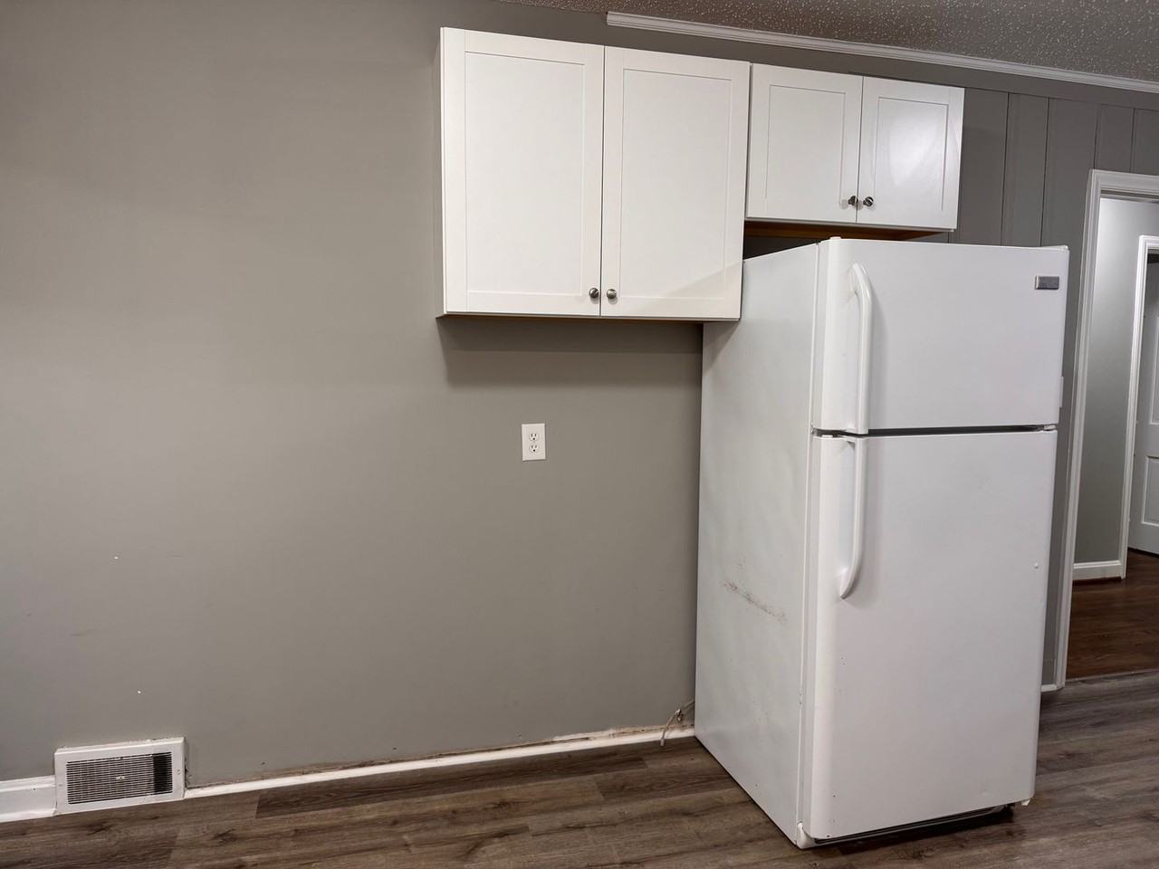 455 E Kivett St - Photo 7 of 26