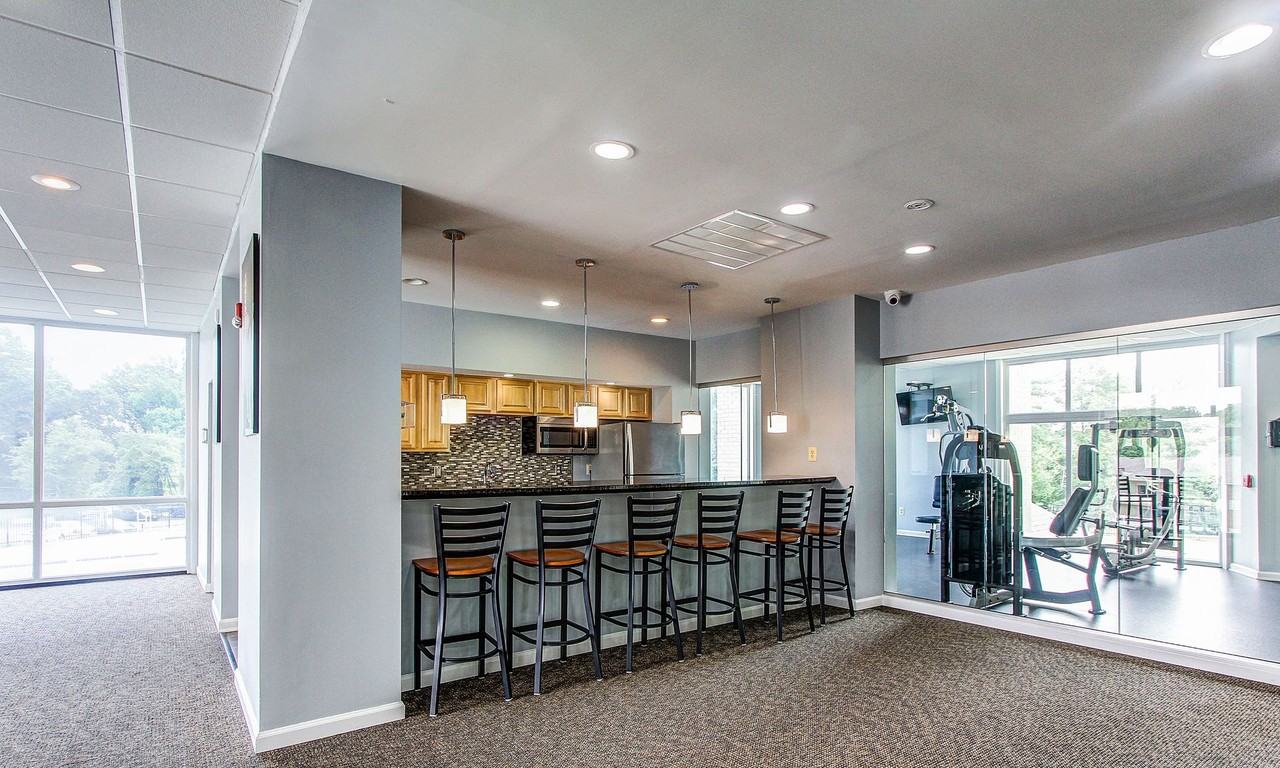 Henson Creek Apartment Homes - Photo 4 of 7