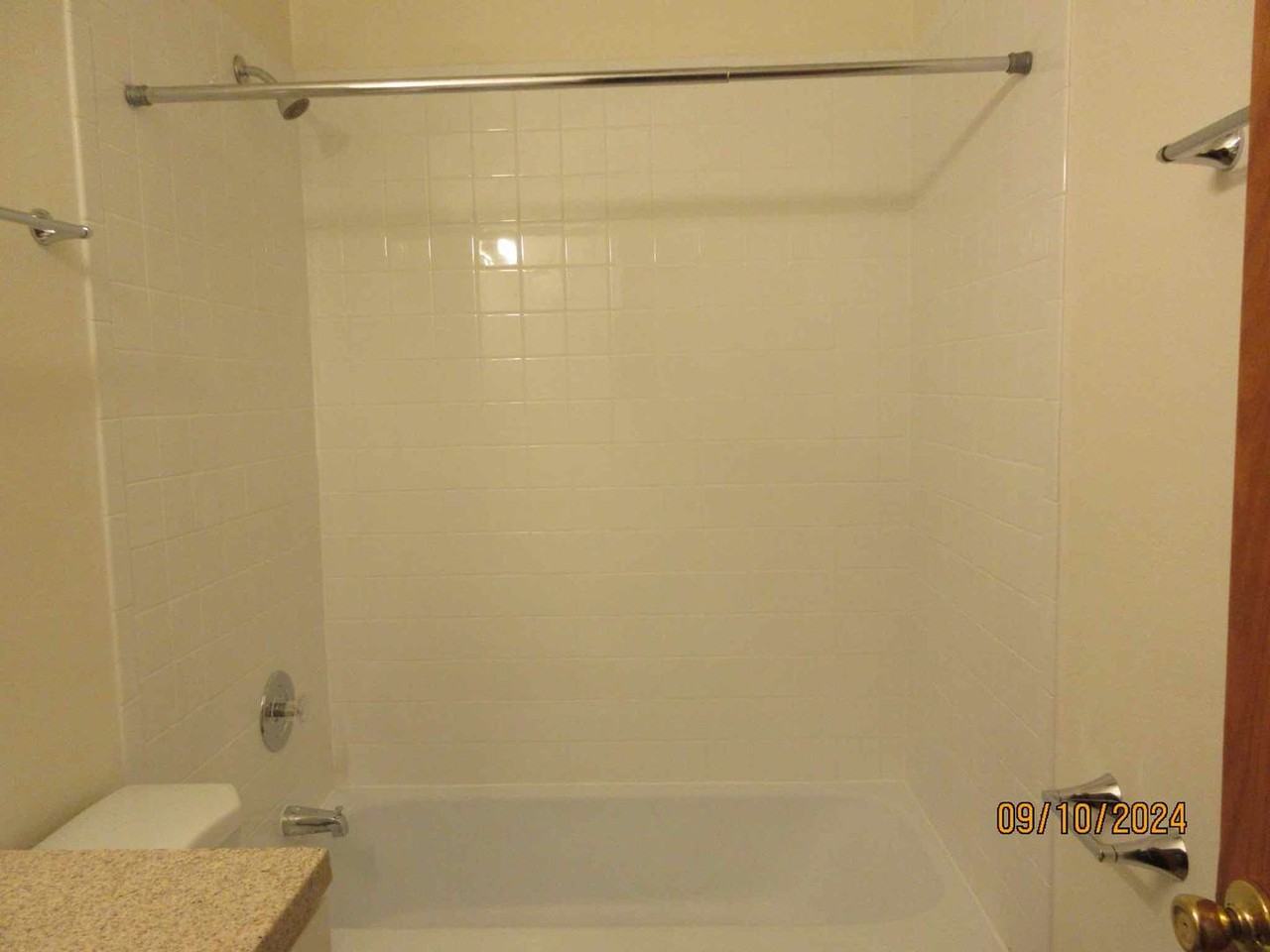 8750 W Mill Rd - Photo 7 of 18