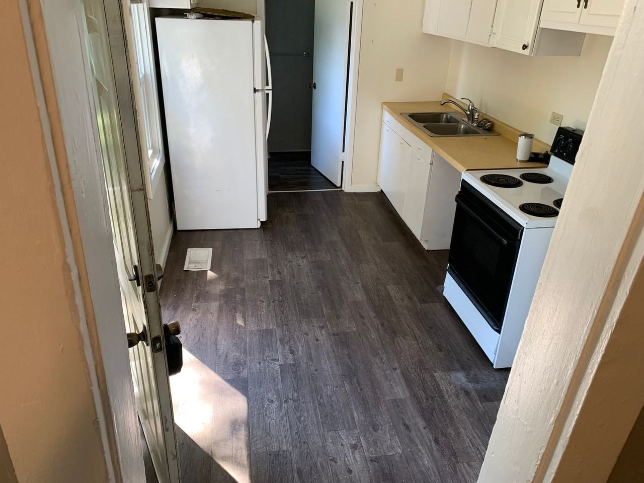 416 Congress St - Photo 5 of 10