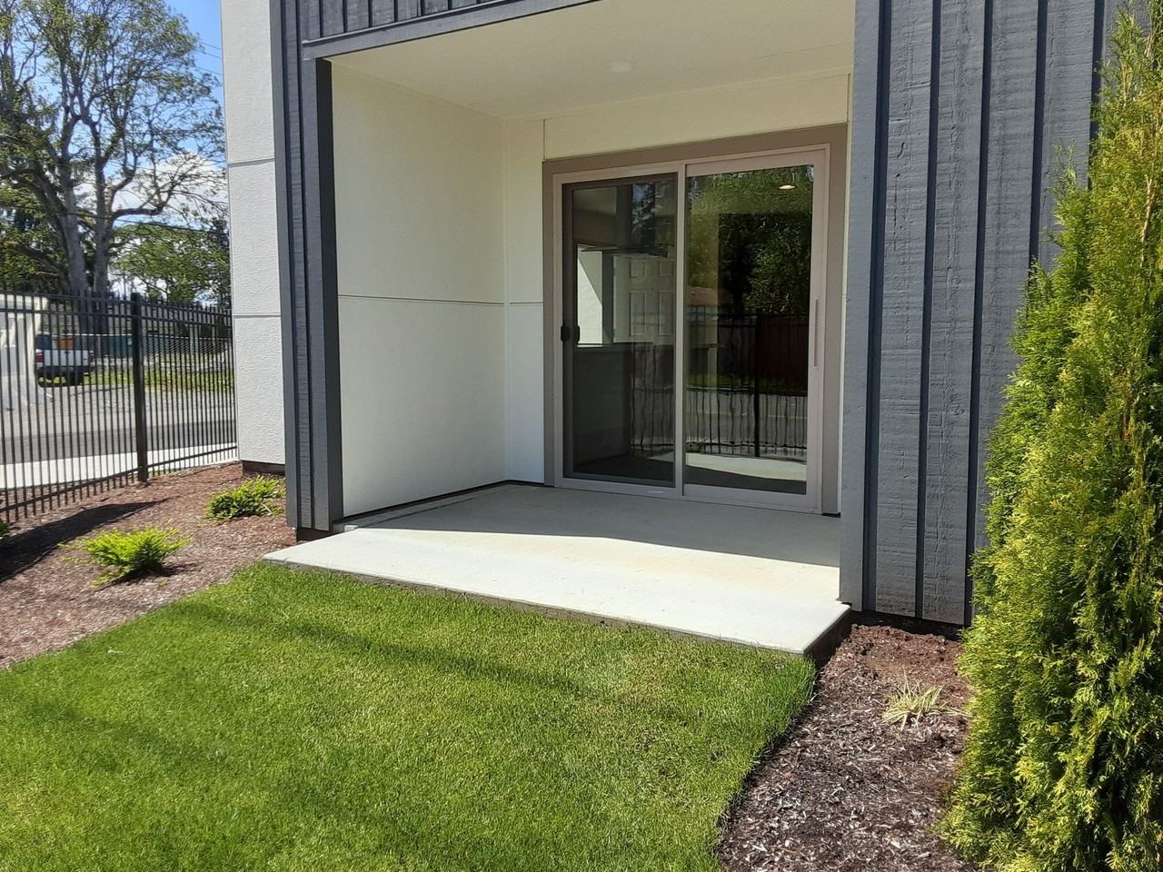 Town View Apartments - Photo 6 of 9