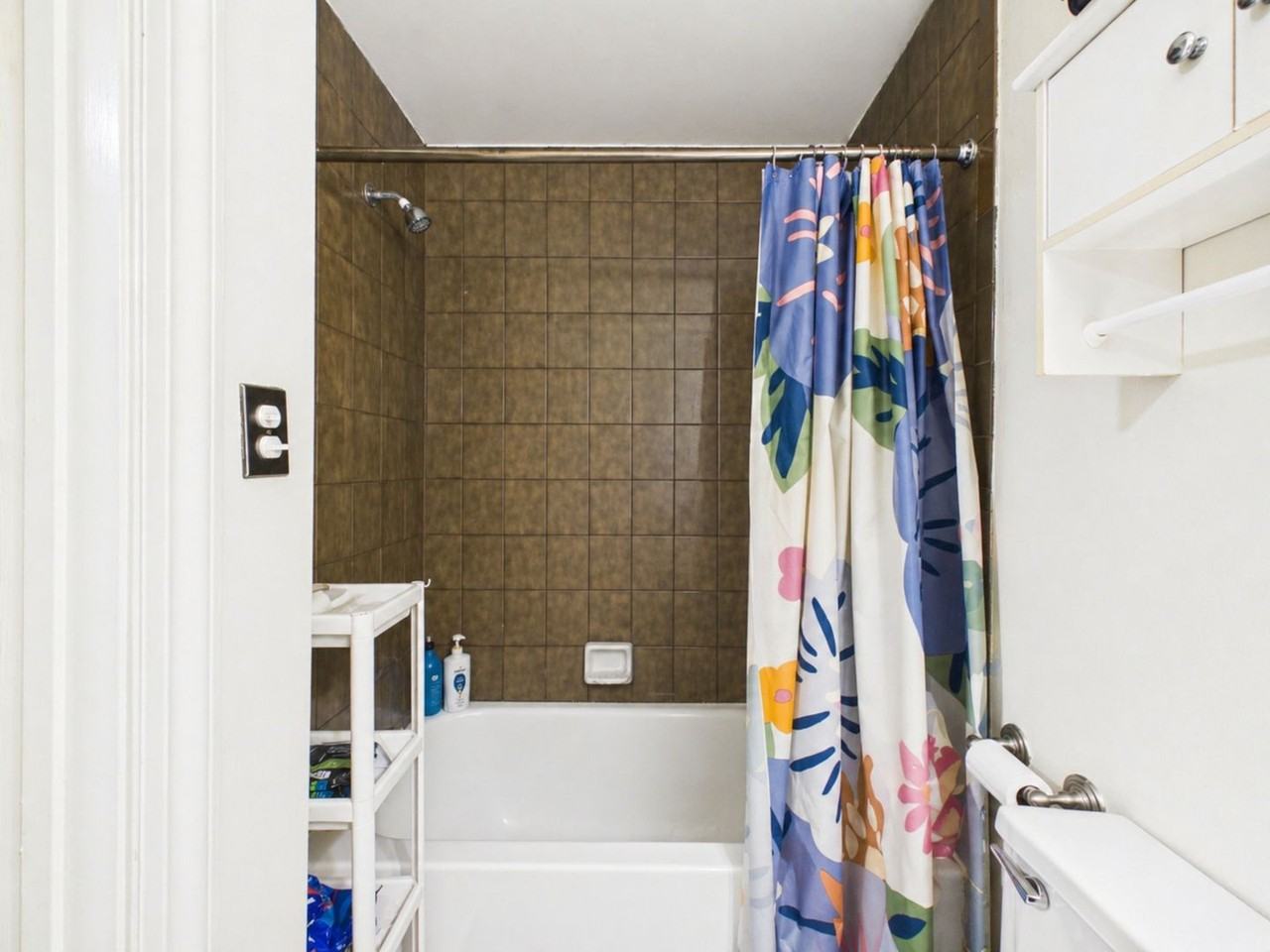 1740 Green St - Photo 7 of 17