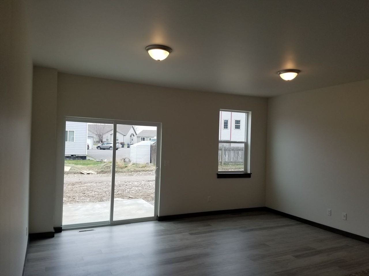 1512 Butler Creek Ave #C - Photo 2 of 19
