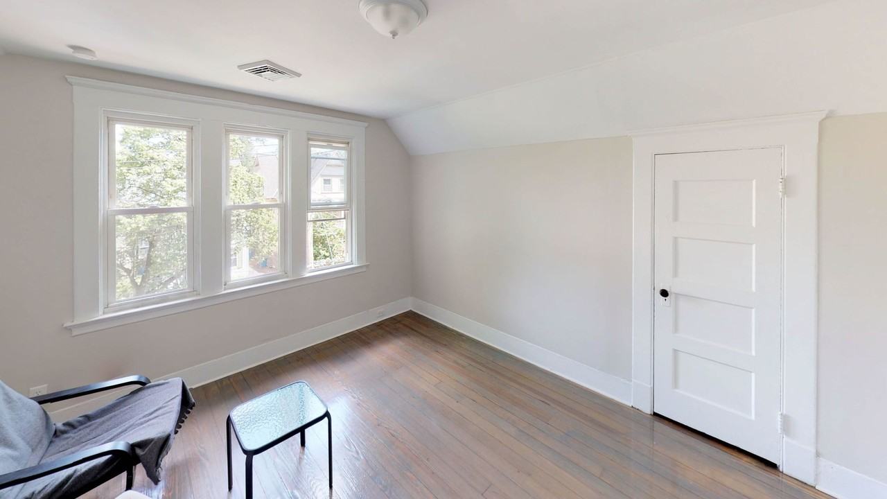 254 Orchard St #3 - Photo 6 of 11