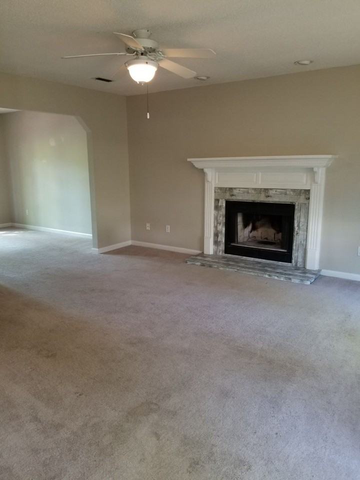 1921 Redhawk Dr - Photo 2 of 24