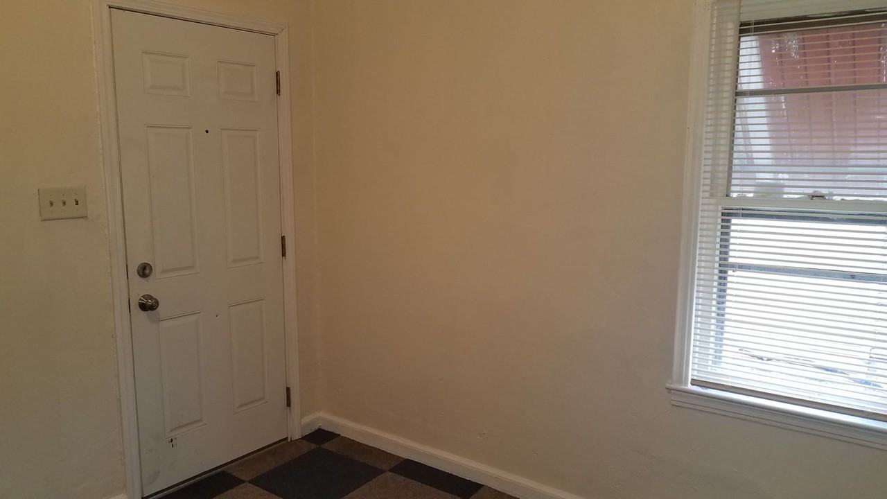 2350 Germantown St - Photo 6 of 20