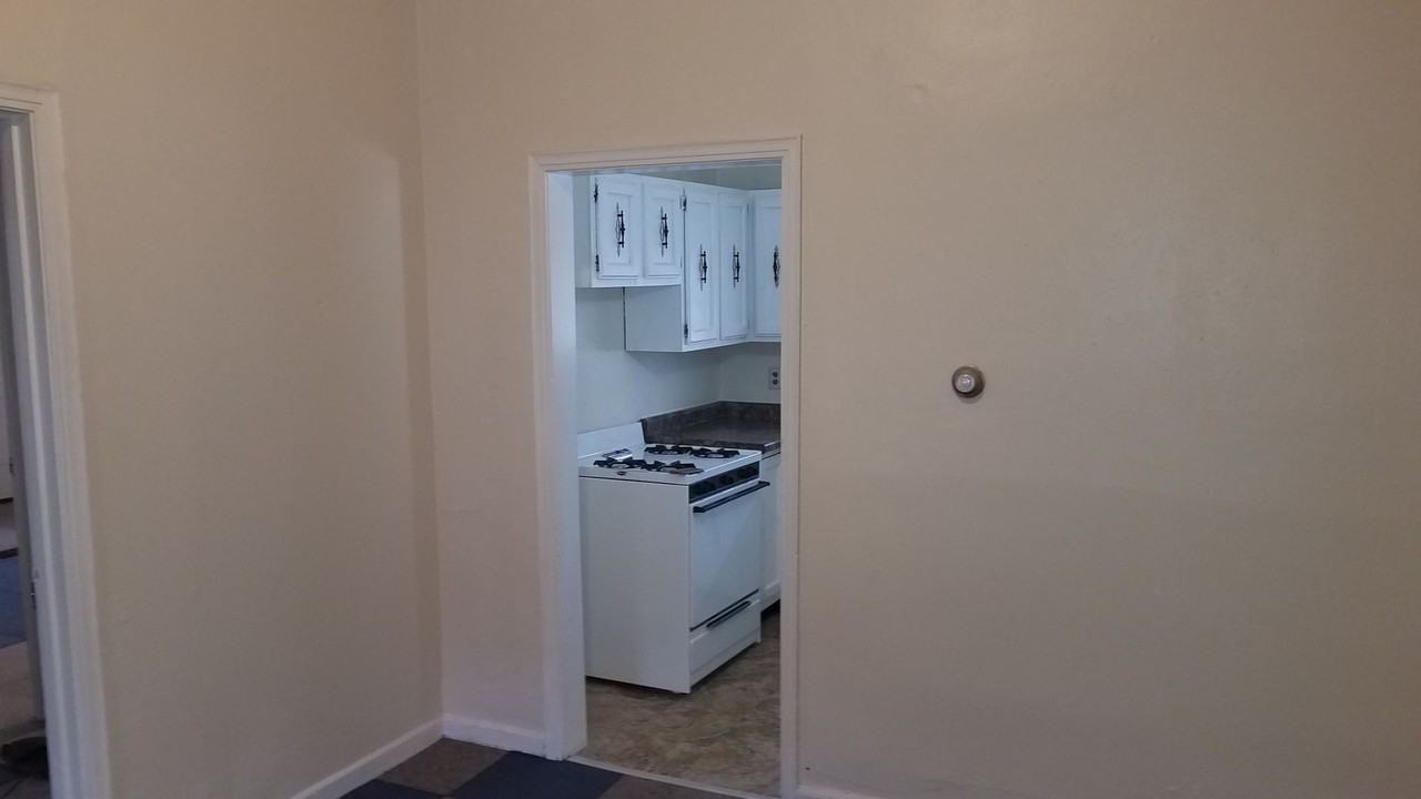 2350 Germantown St - Photo 7 of 20