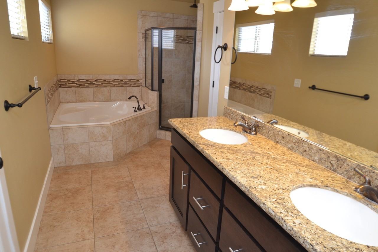 4056 S Olivia Ct - Photo 7 of 19