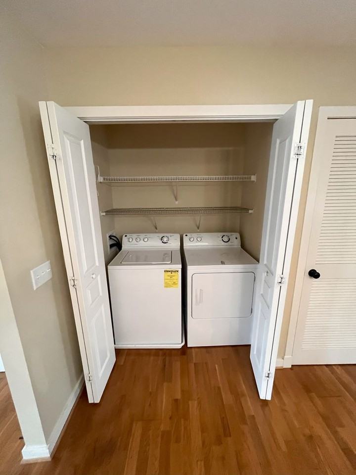 1231 Poets Ct - Photo 5 of 12