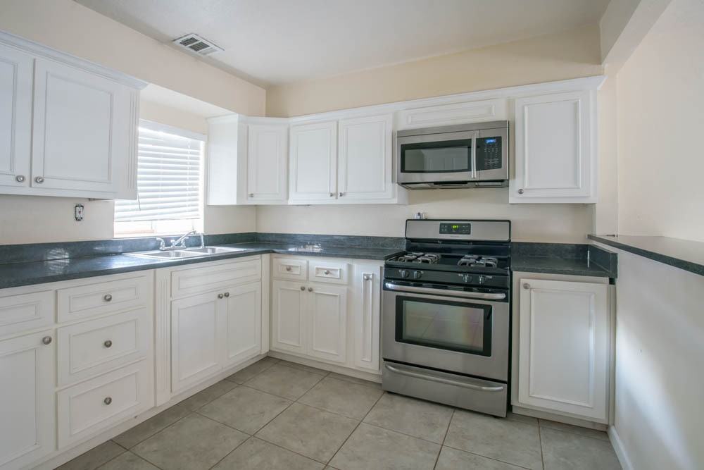 1846 Henry Cir Sw - Photo 6 of 50