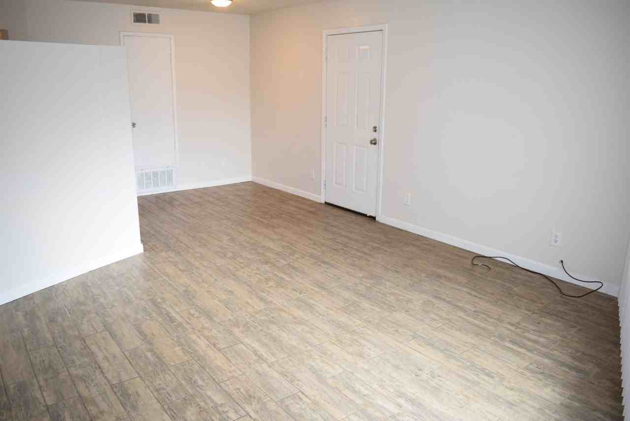 6049 Northcrest Cir #3 - Photo 2 of 18