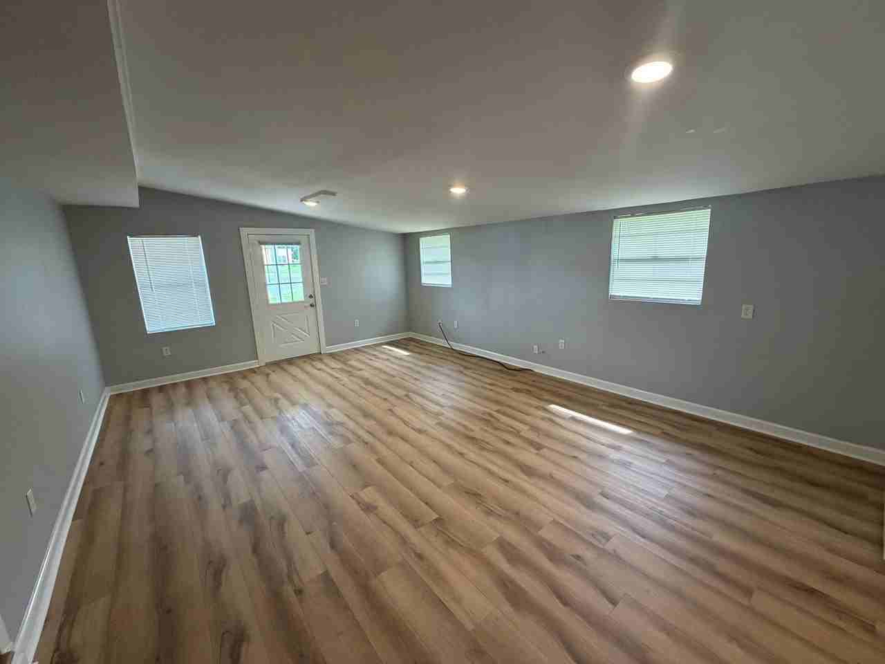 4623 Highway 5 - Photo 2 of 8