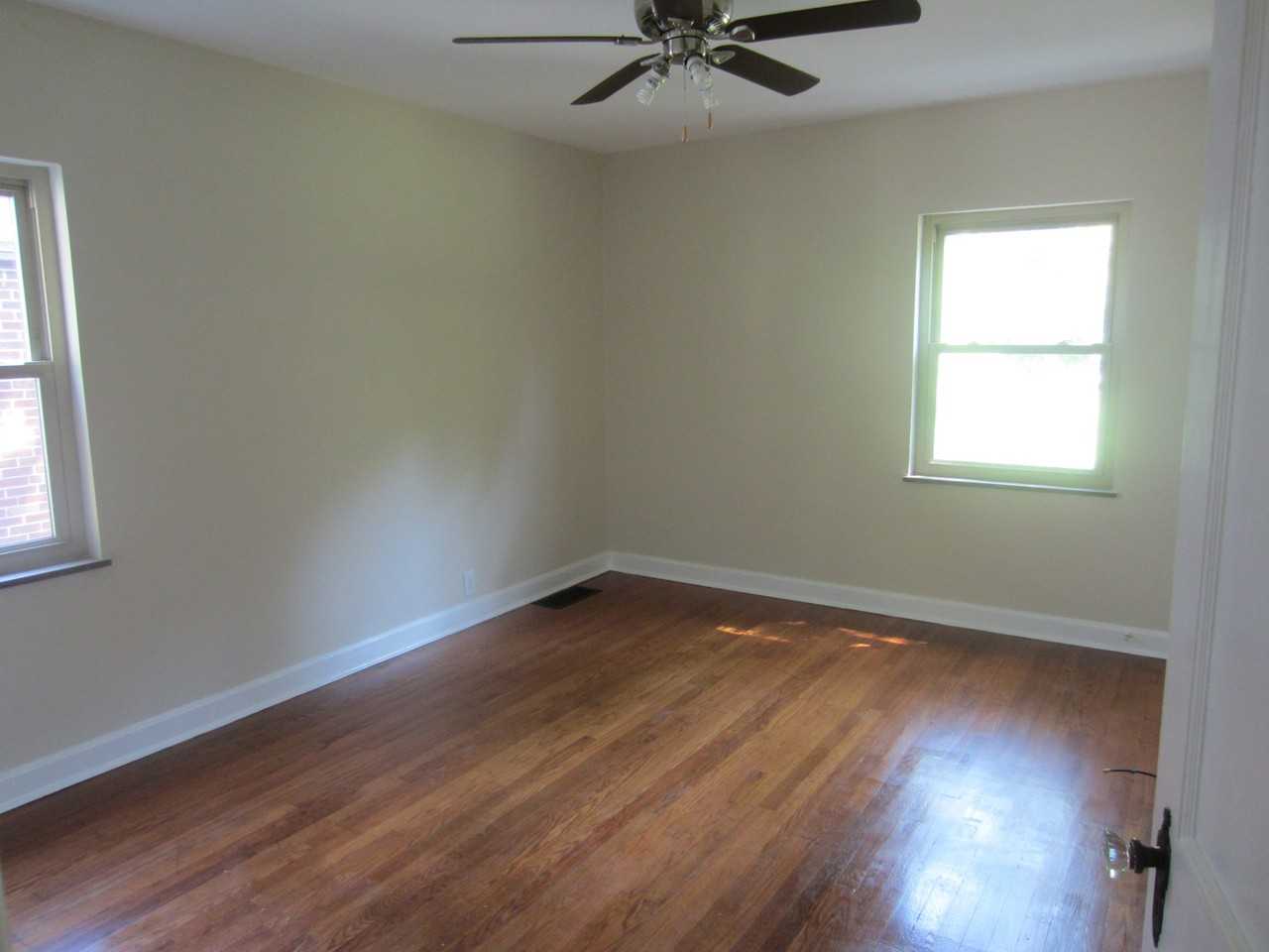 4246 Blaney Ave - Photo 7 of 14