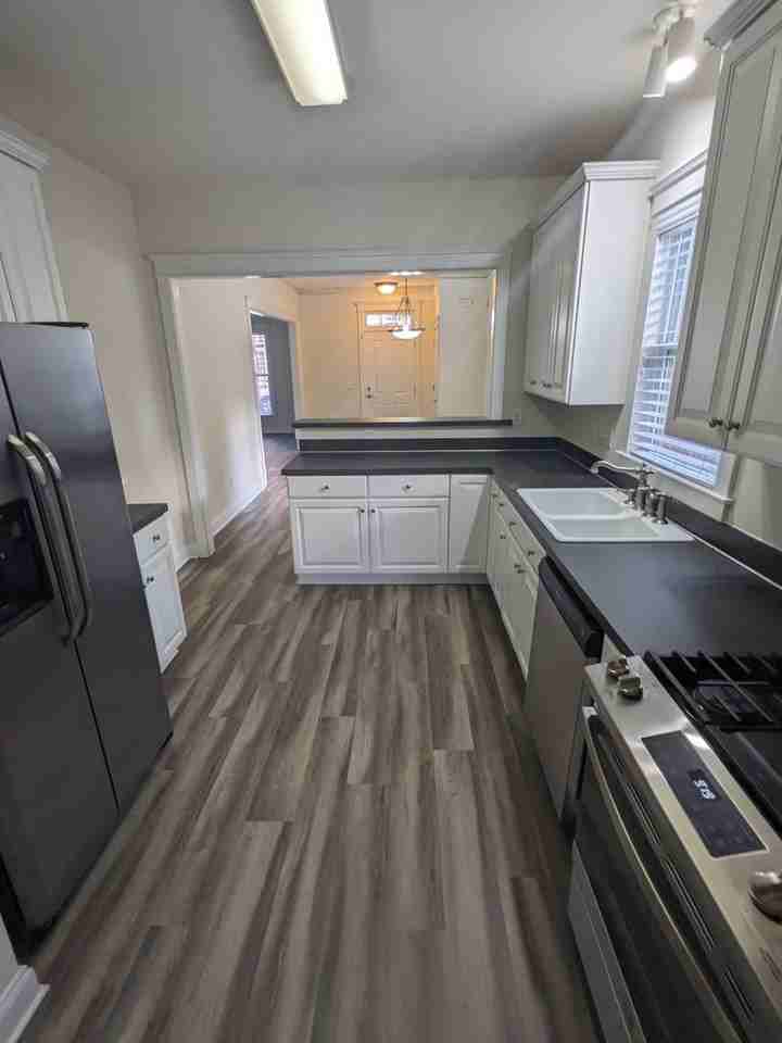 16530 Spruell St - Photo 4 of 12