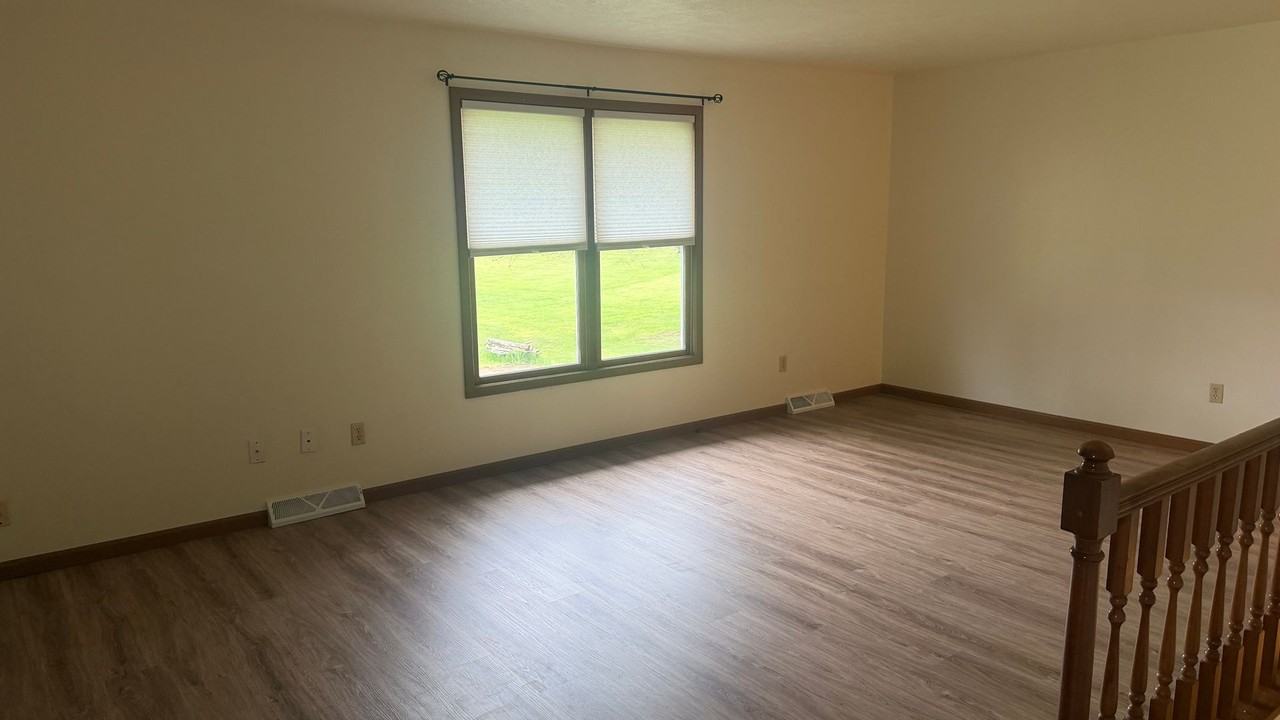 801 Antler Dr #A - Photo 2 of 12