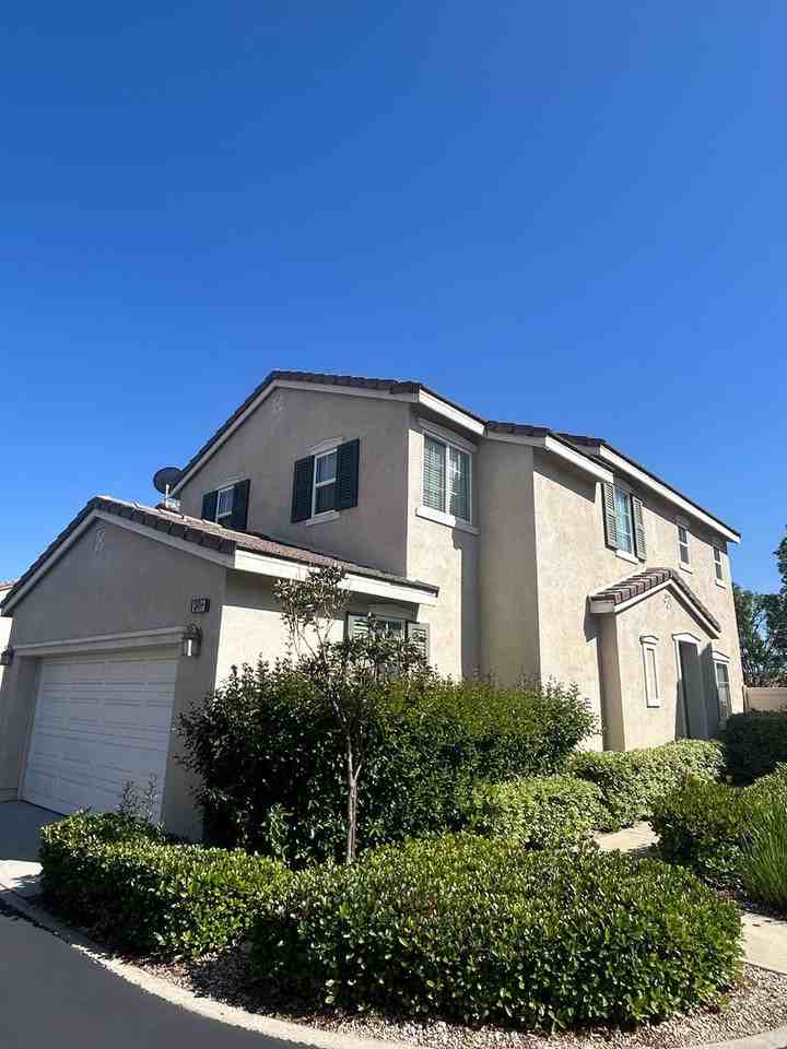 1341 Bittersweet Dr #F