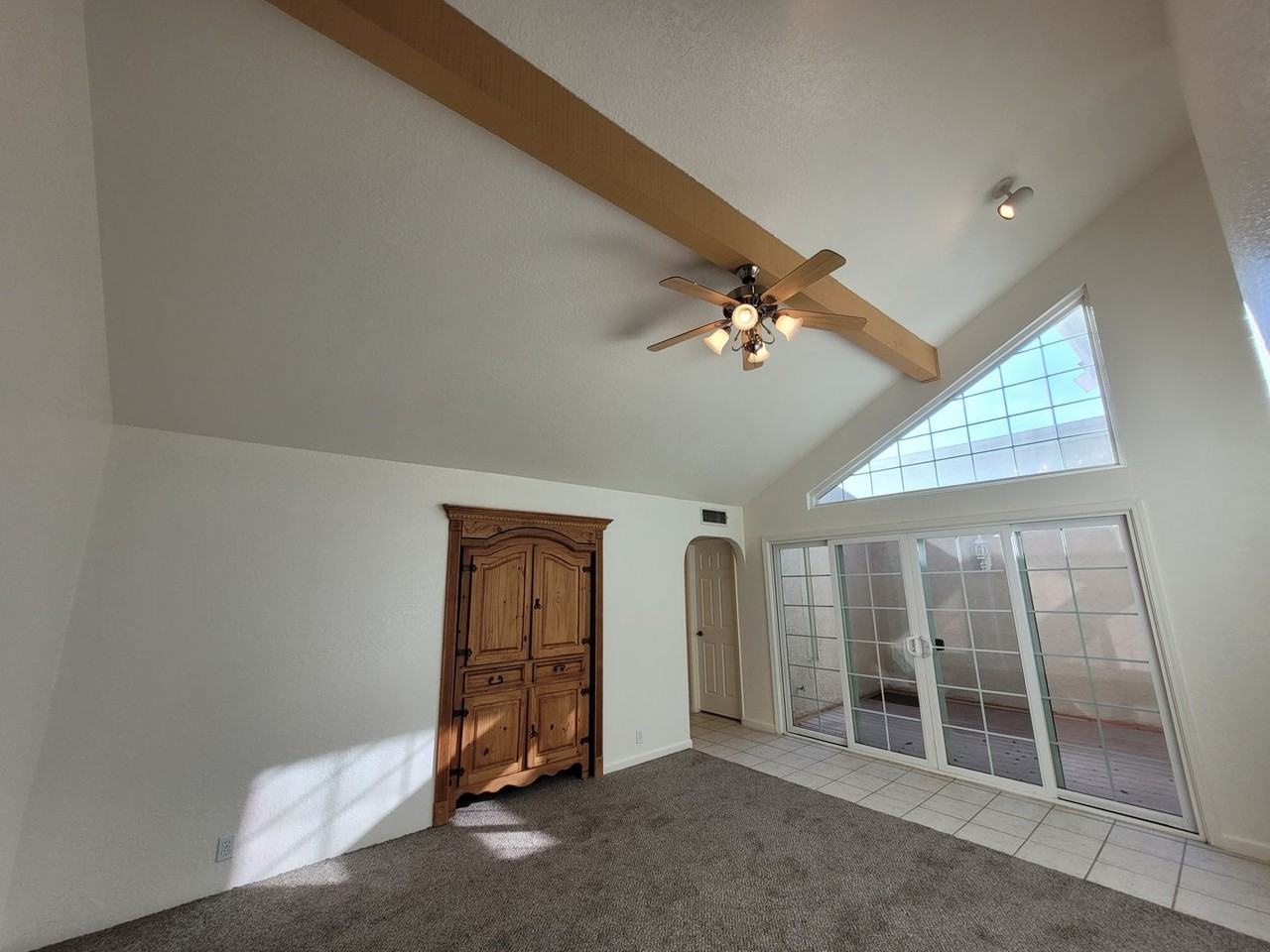 1855 Scenic Dr #F - Photo 4 of 19