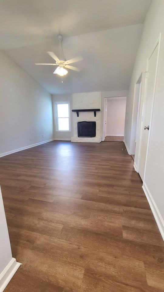 564 Jennings Farm Rd - Photo 3 of 9