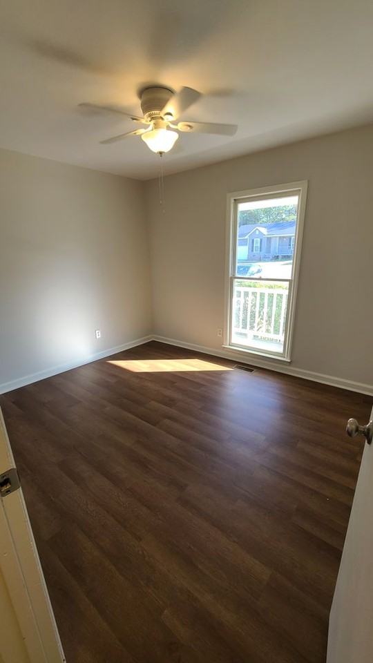 564 Jennings Farm Rd - Photo 5 of 9