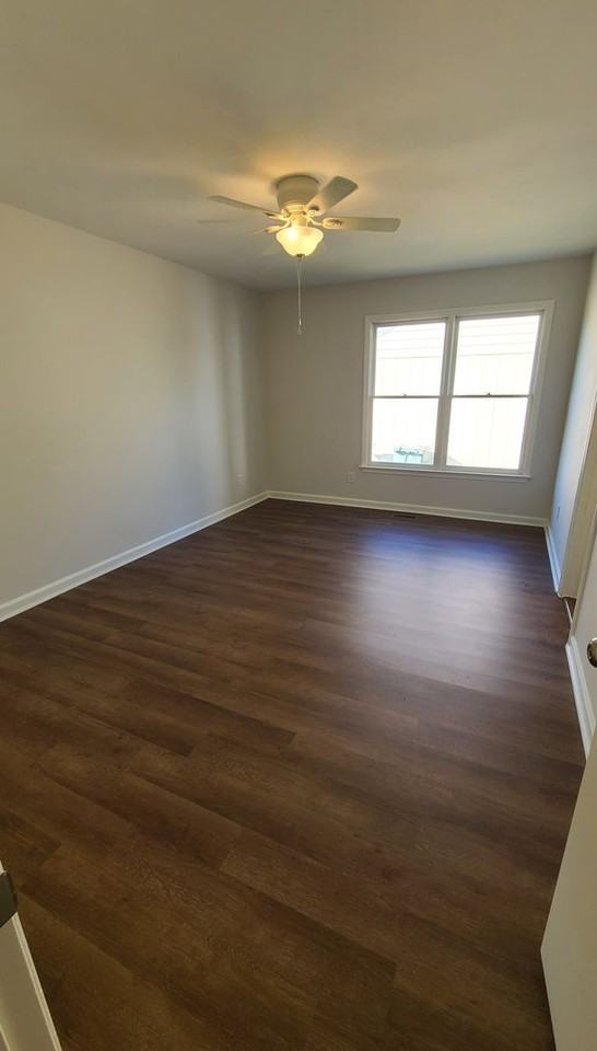 564 Jennings Farm Rd - Photo 6 of 9