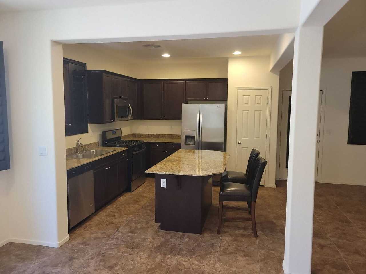 7652 Ashby Gate St - Photo 3 of 12