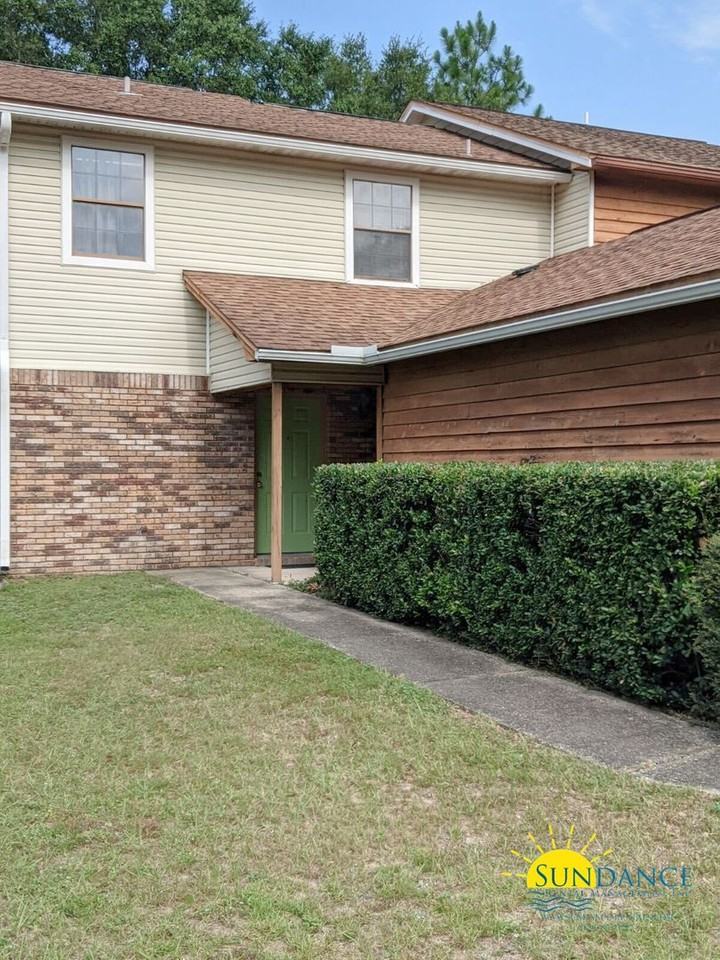 106 Brookmeade Dr - Photo 2 of 12