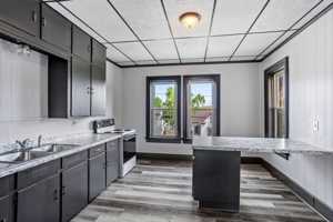 featured image of 300 Sherry St