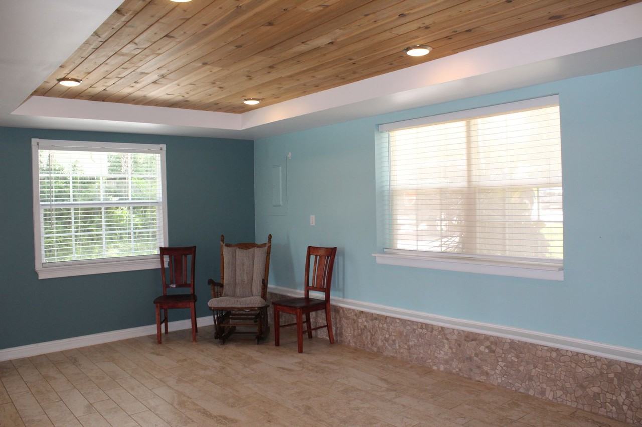 261 Ponce Ln - Photo 6 of 49
