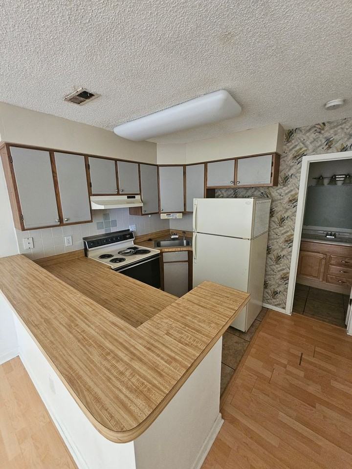 4478 L R I Ln - Photo 7 of 20