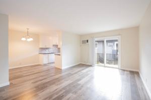 featured image of 648 N Hayworth Ave