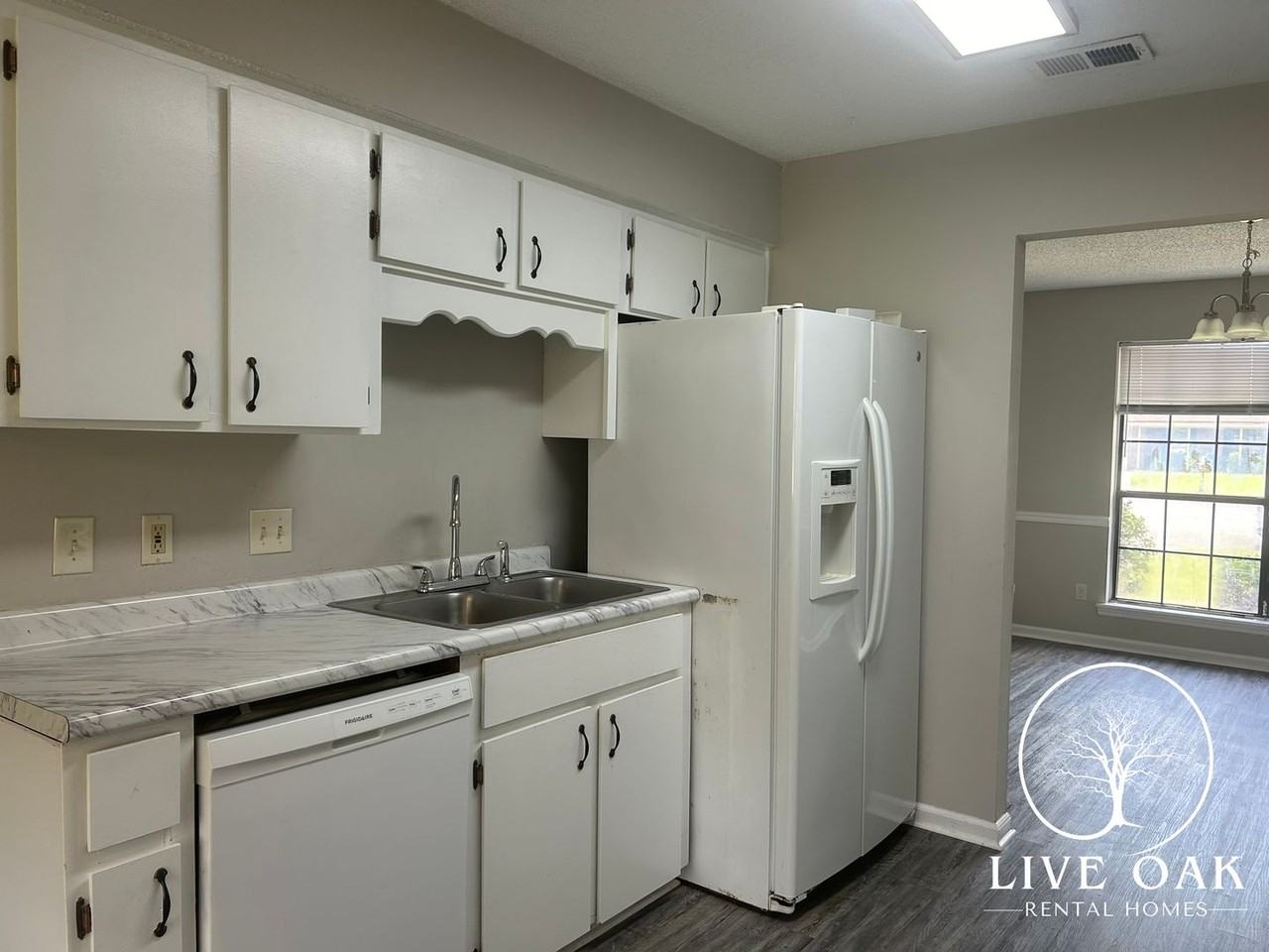 905 Linwood Cir - Photo 6 of 17