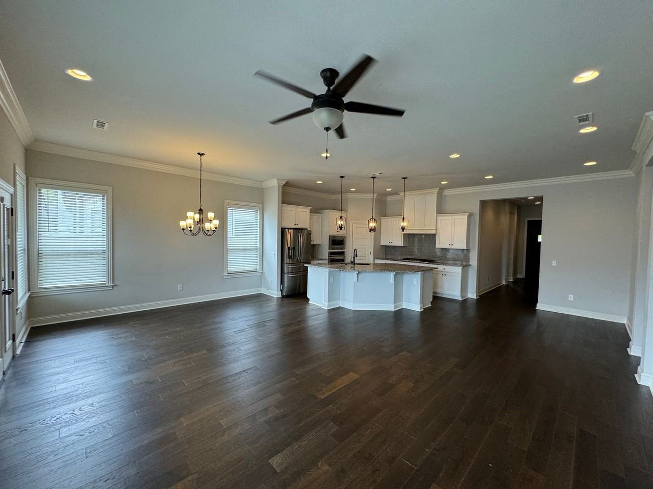 2307 Sw Hampton Ave - Photo 3 of 9