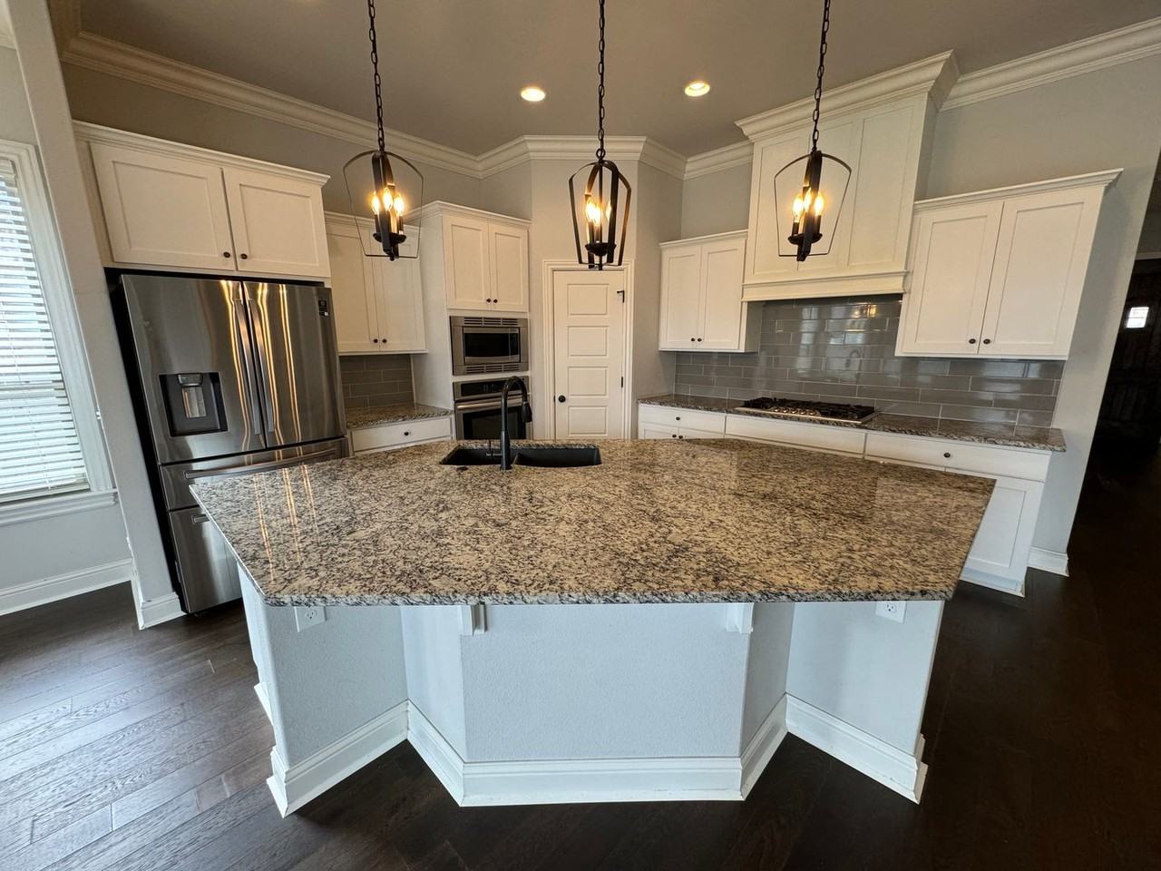 2307 Sw Hampton Ave - Photo 4 of 9