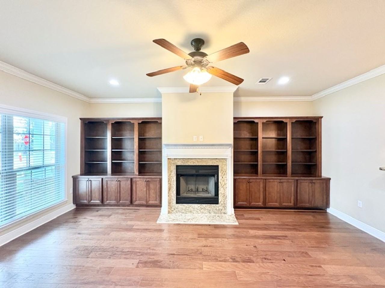 13 Gustaf Dr - Photo 6 of 50