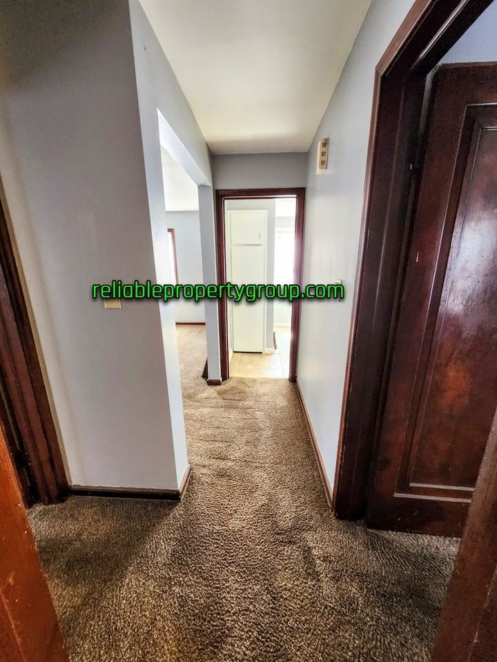 3932 Winter St - Photo 4 of 11