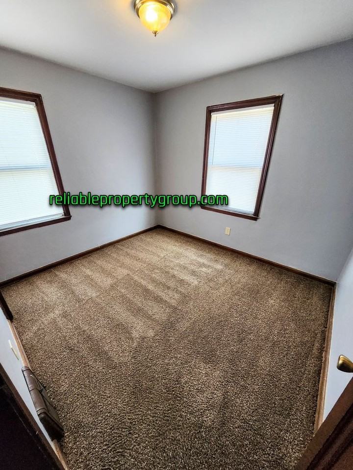 3932 Winter St - Photo 7 of 11