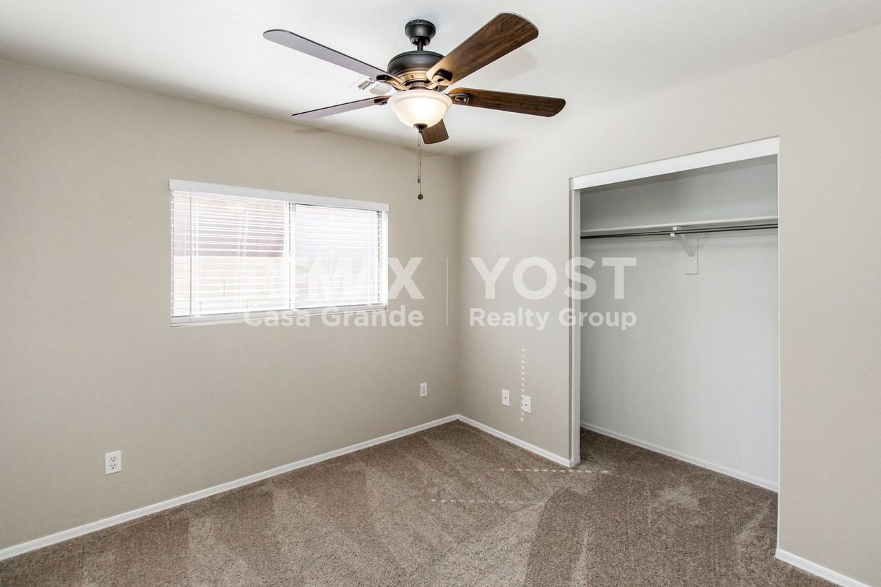 645 W Jardin Dr - Photo 7 of 10