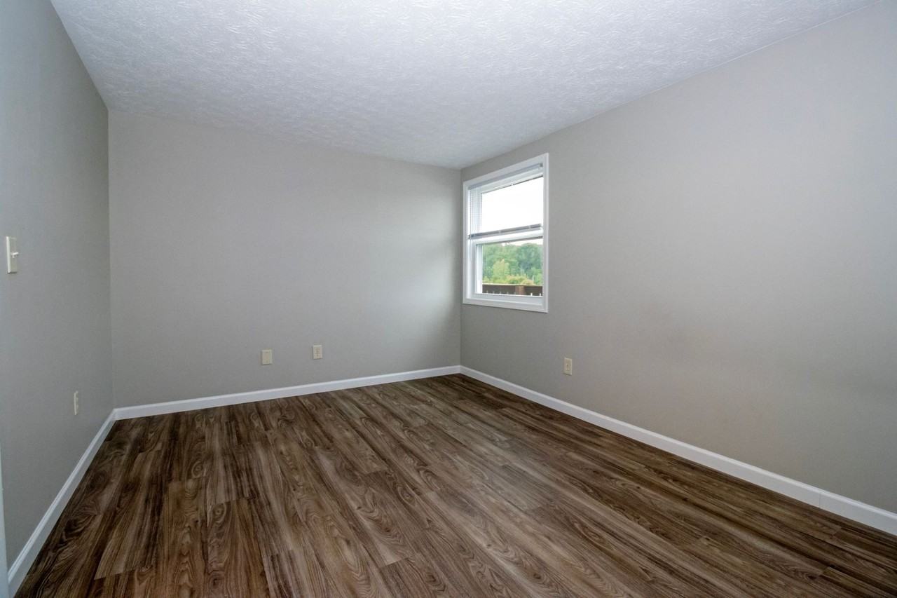 930 Hostetler Rd #D - Photo 7 of 16