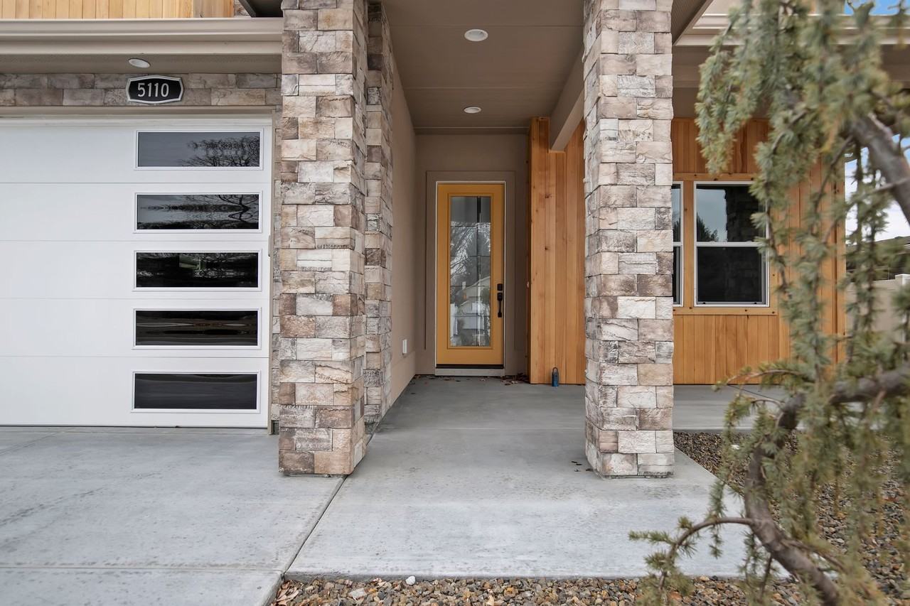 5110 N Cengotita Ave - Photo 2 of 32