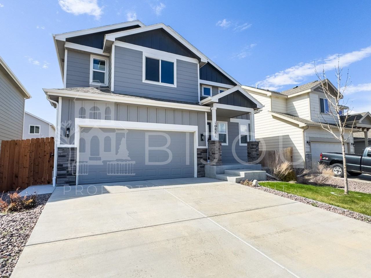 10881 Aliso Dr - Photo 3 of 29