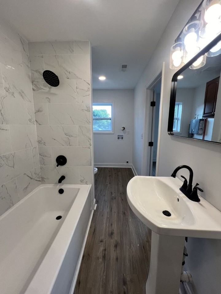 1500 Arlington Ave - Photo 5 of 14