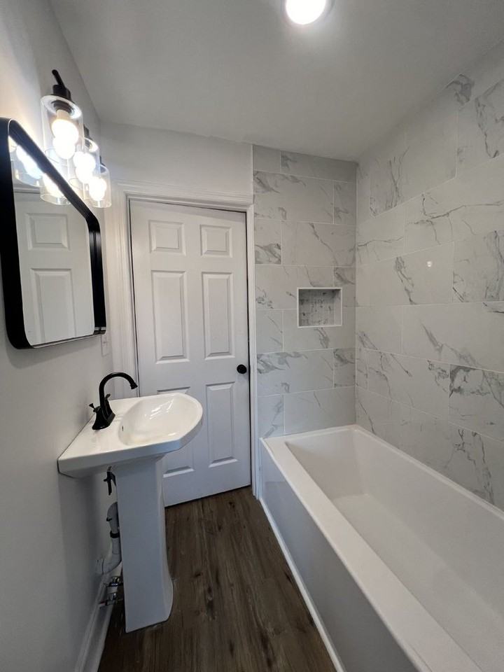 1500 Arlington Ave - Photo 6 of 14